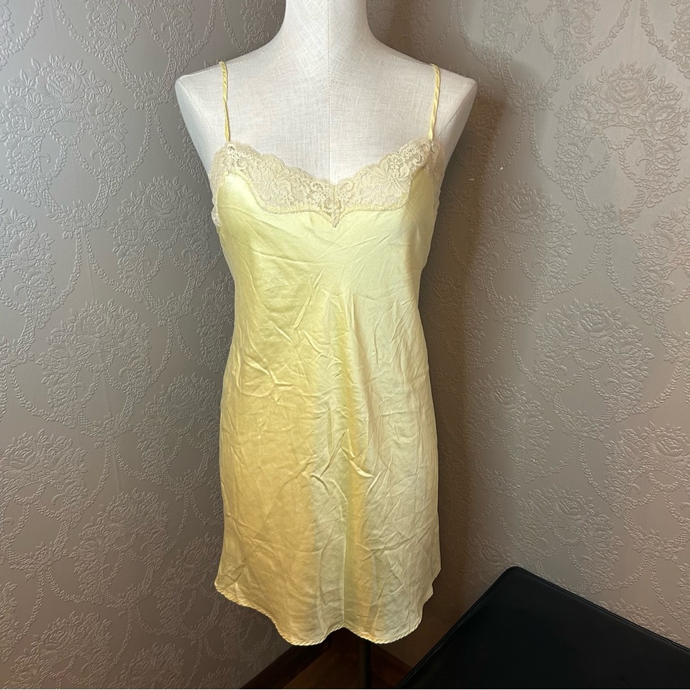 GAP 90’s chemise silk M medium great condition